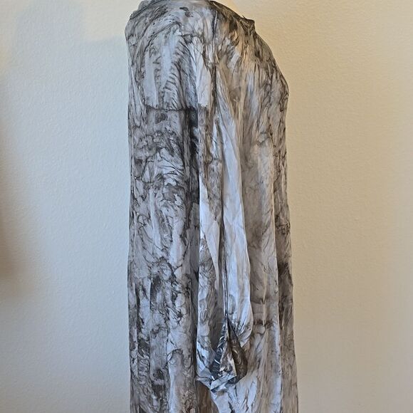 Made in Italy gauzy silk blend tunic size medium. - Picture 3 of 8